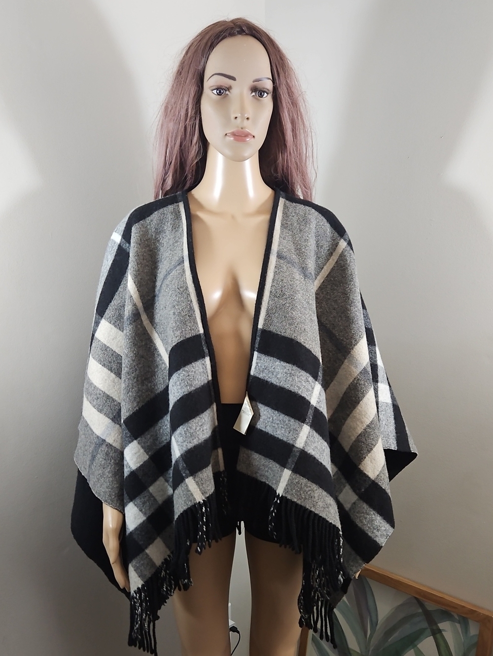 Authentic Burberry Reversible Giant Check Poncho Wrap Cape Fringe Scotland